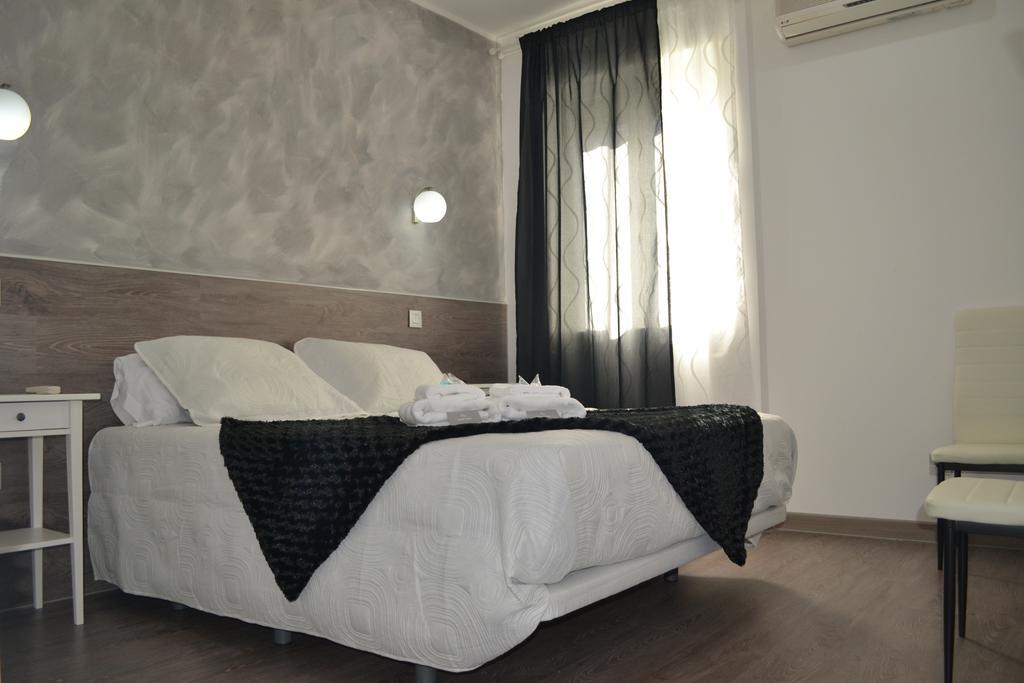 מדריד Hostal Meyra מראה חיצוני תמונה