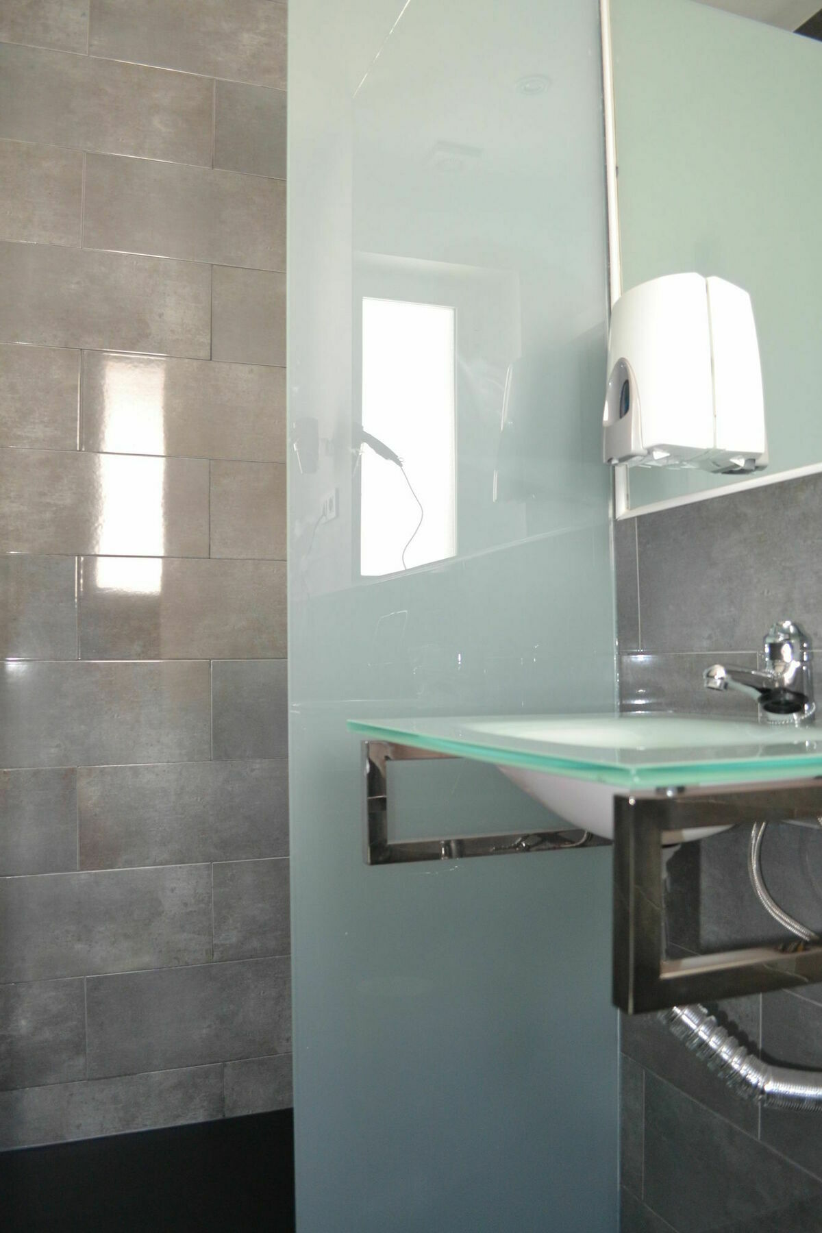 מדריד Hostal Meyra מראה חיצוני תמונה