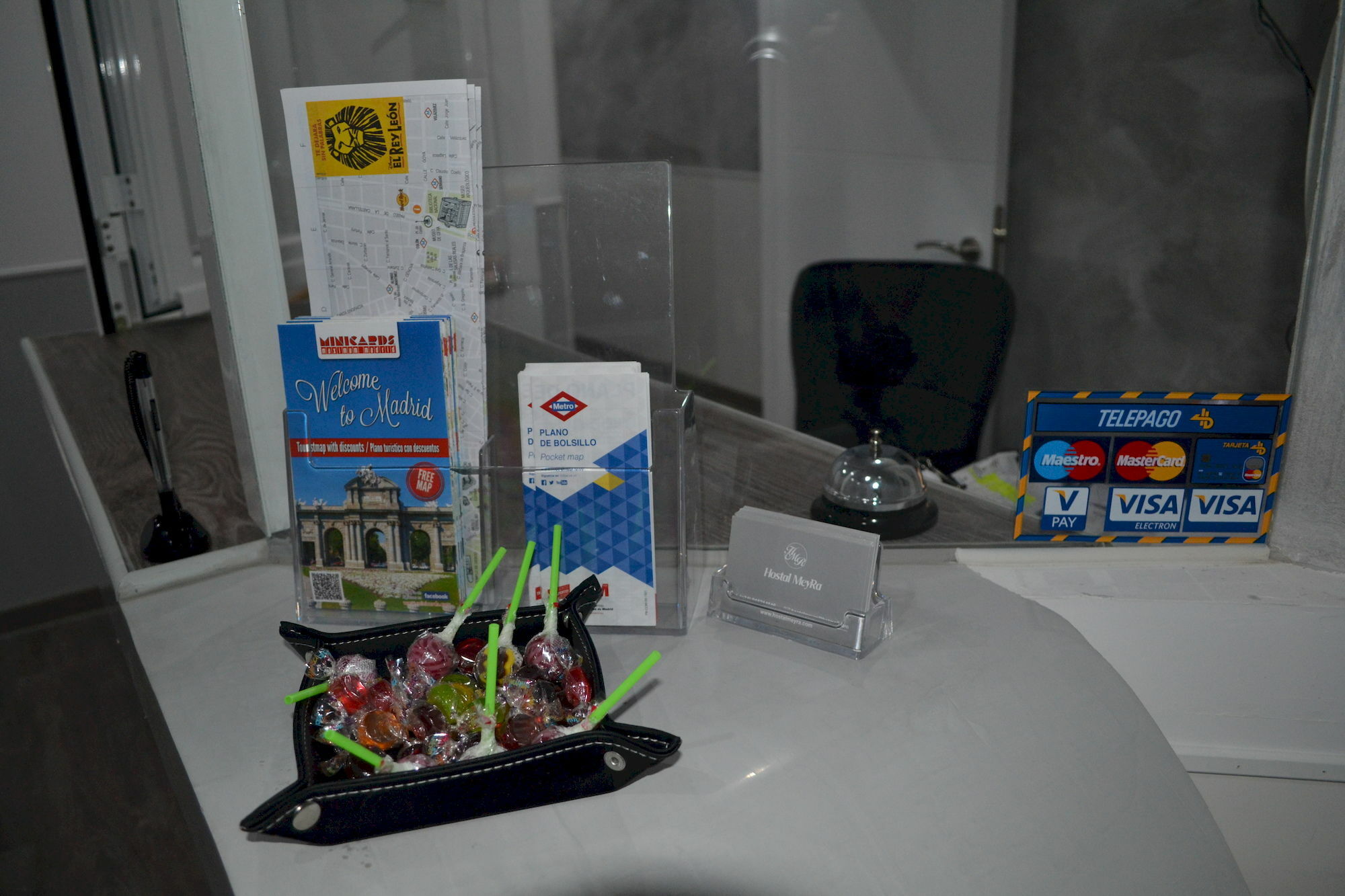 מדריד Hostal Meyra מראה חיצוני תמונה